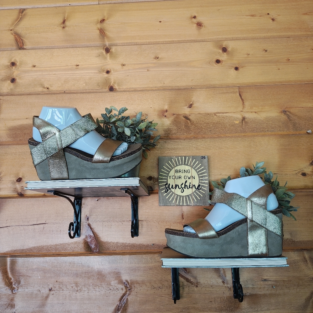 OTBT Bushnell‎ Gold Metallic Leather Platform Wedge Heel Sandals Stretch Sz 10 M
